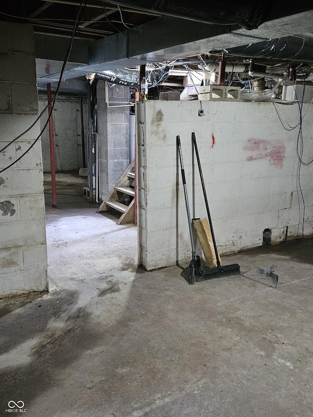1601 S Biltmore Ave, Muncie, IN 47302 - unfinished basement with stairway
