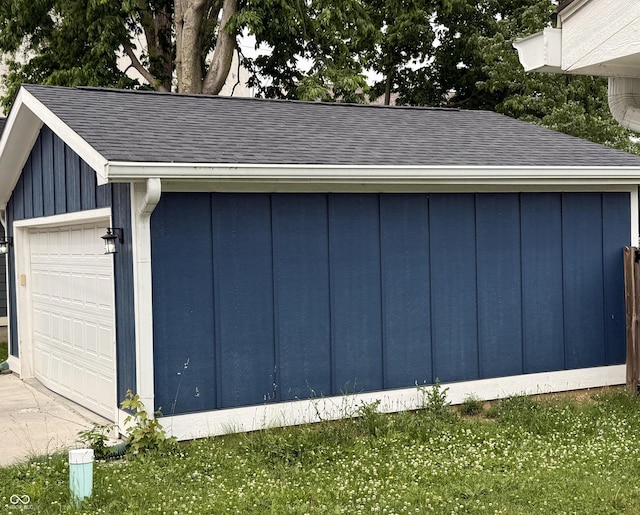 1720 Rembrandt St, Indianapolis, IN 46202 - view of detached garage