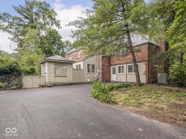 1207 Pickwick Pl, Indianapolis, IN 46208 - photo 78
