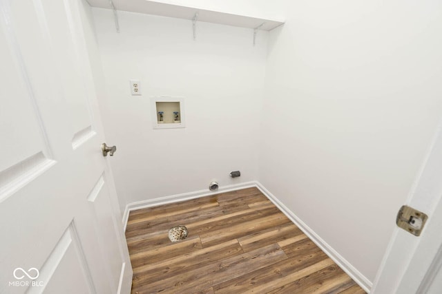 11320 Lynchburg Way, Indianapolis, IN 46229 - washroom featuring washer hookup and dark wood-style floors
