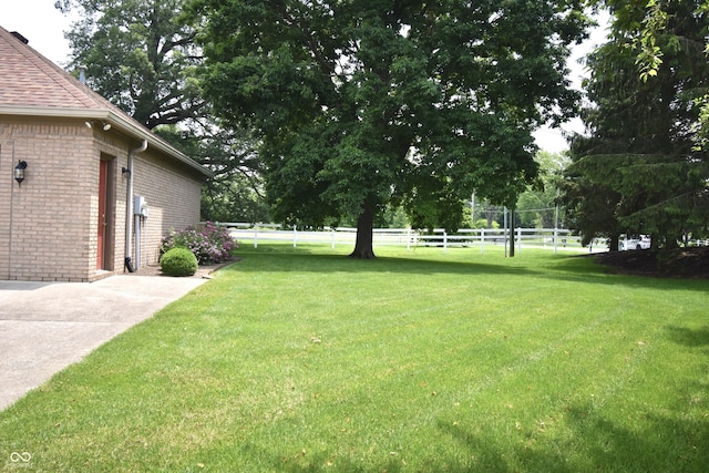 5943 Red Maple Dr, Indianapolis, IN 46237 - view of yard