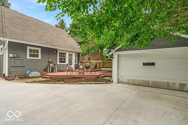 4732 N Kenwood Ave, Indianapolis, IN 46208 - view of patio / terrace with a deck and driveway