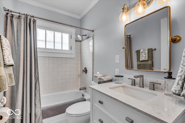 4732 N Kenwood Ave, Indianapolis, IN 46208 - bathroom with shower / bathtub combination with curtain, vanity, and crown molding