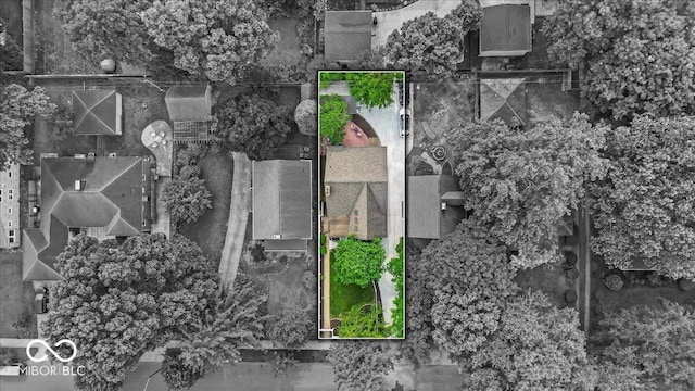 4732 N Kenwood Ave, Indianapolis, IN 46208 - aerial overview of property's location featuring property parcel outlined