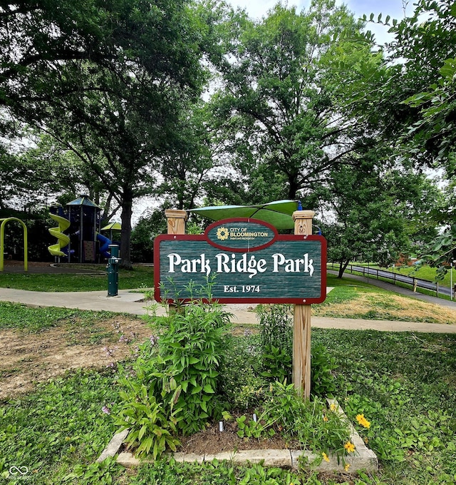 3630 E Morningside Dr, Bloomington, IN 47408 - view of community sign