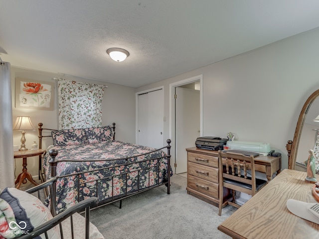 1532 E Markwood Ave, Indianapolis, IN 46227 - bedroom with carpet floors and a textured ceiling