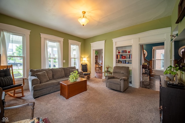 426 N Franklin St, Greensburg, IN 47240 - view of carpeted living room