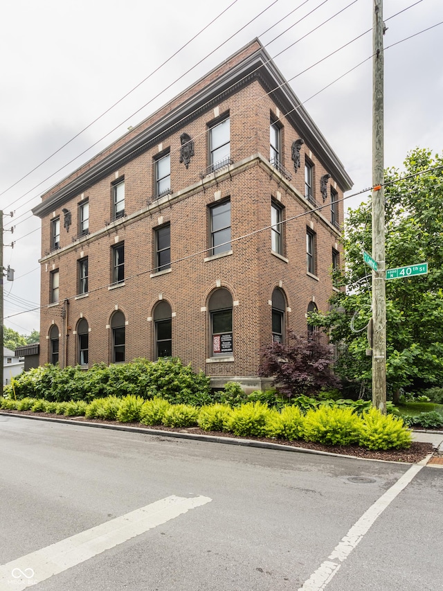 3959 Central Ave, Indianapolis, IN 46205 - view of building exterior