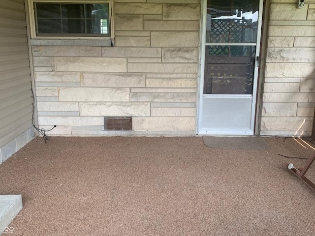 24 David Dr, North Vernon, IN 47265 - property entrance