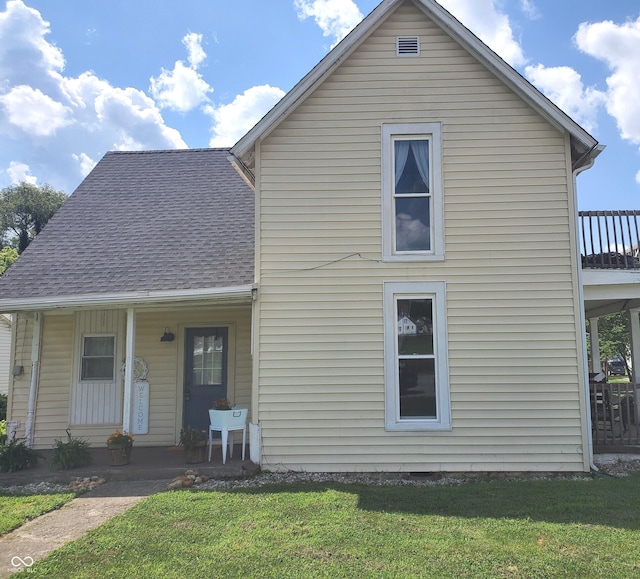 702 W Cross St, Brownstown, IN 47220 - photo 3