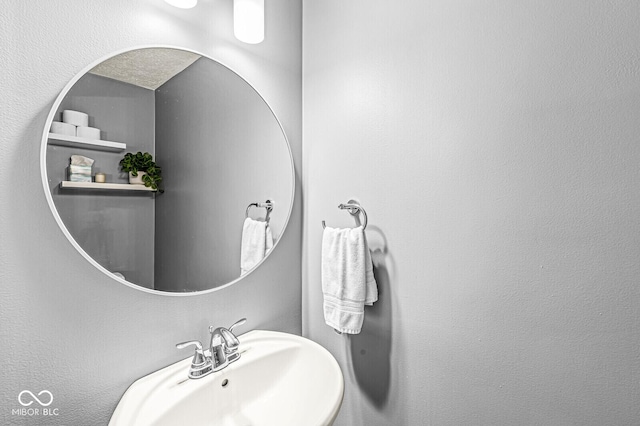 7616 Concord Ln, Fishers, IN 46038 - bathroom with a sink