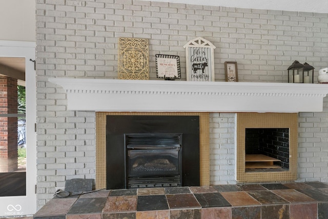 925 W Hancock Rd, Scottsburg, IN 47170 - detailed view of a fireplace with raised hearth