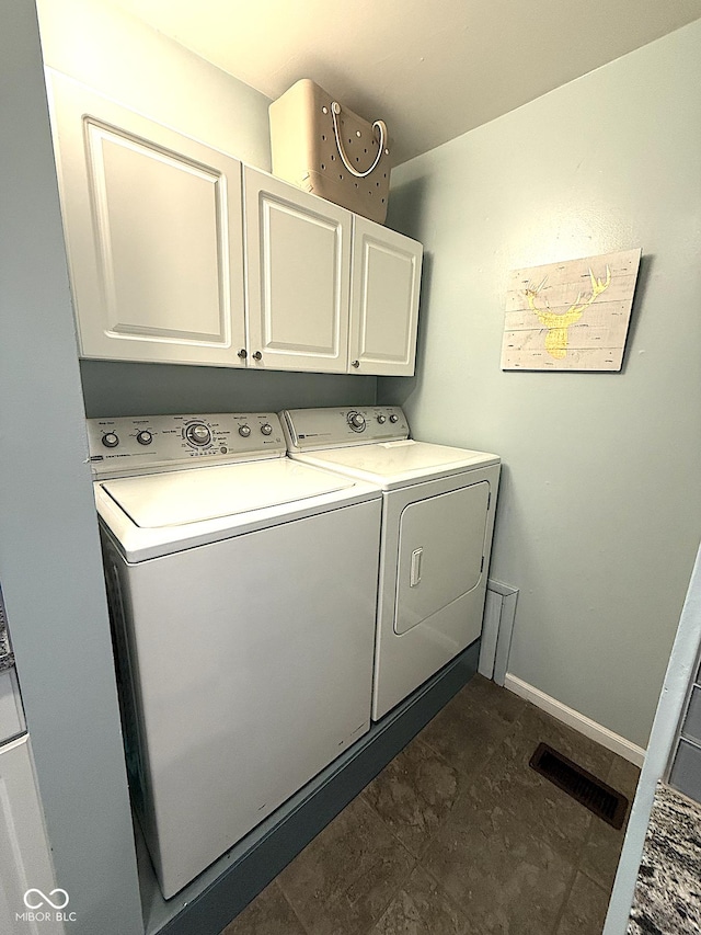 729 Maple Ln, Brownsburg, IN 46112 - laundry room featuring washing machine and clothes dryer and cabinet space