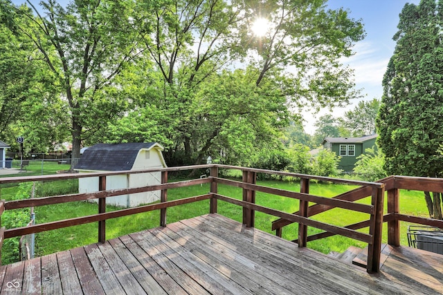 8920 Caminito Rd, Indianapolis, IN 46234 - deck featuring a shed