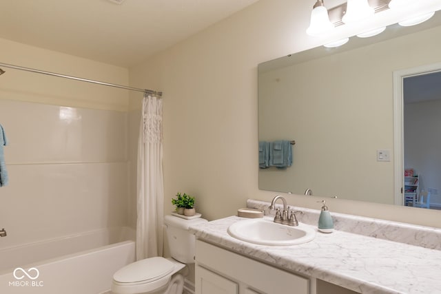 3541 N Hackberry St N, Bloomington, IN 47404 - bathroom with vanity and shower / tub combo
