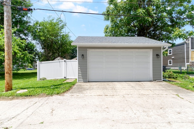 3045 Ruckle St, Indianapolis, IN 46205 - view of detached garage