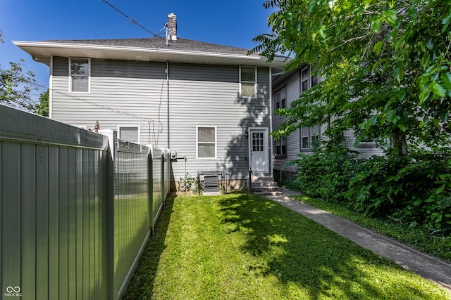 3045 Ruckle St, Indianapolis, IN 46205 - rear view of property featuring entry steps