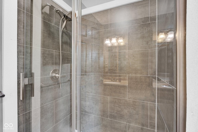 2384 Fairfax Dr, Columbus, IN 47203 - bathroom with a shower stall