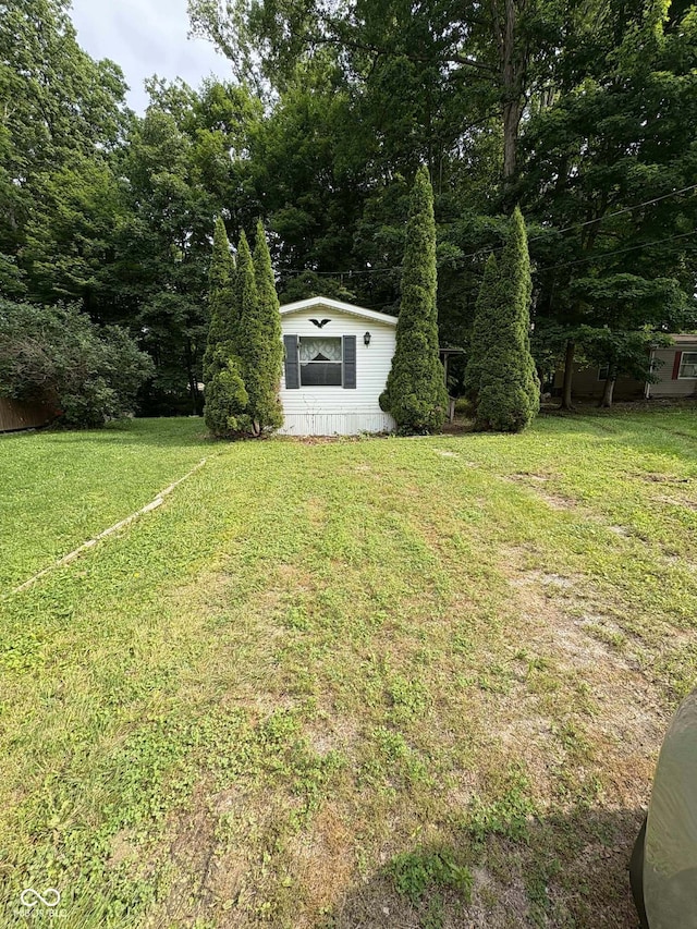 162 Lazy River Pl, Cloverdale, IN 46120 - view of green lawn
