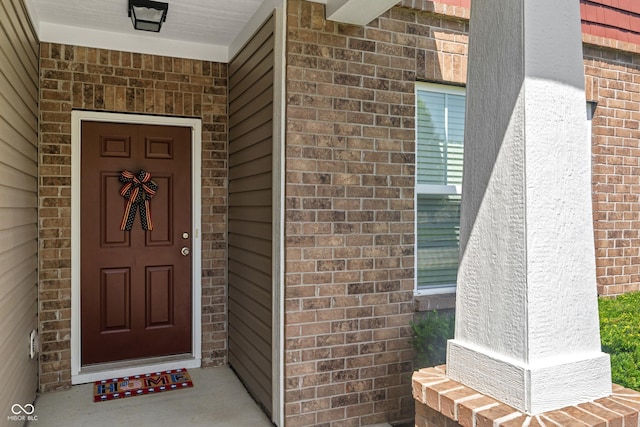 13992 Wynngate Ln, Fishers, IN 46038 - entrance to property with brick siding