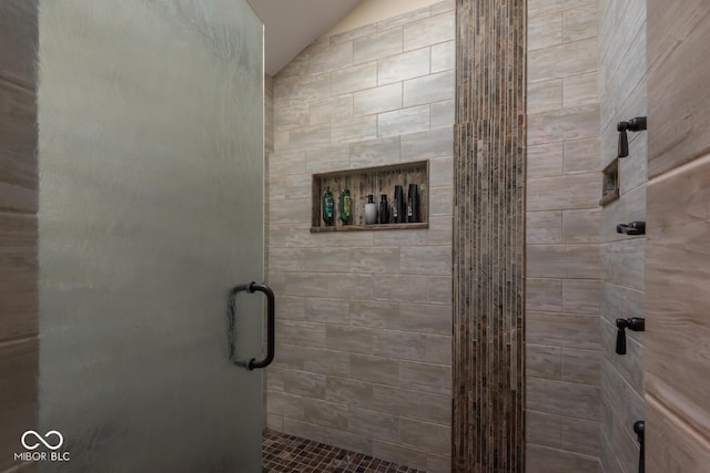2608 S Trotters Run, Bloomington, IN 47401 - full bathroom featuring lofted ceiling and a stall shower
