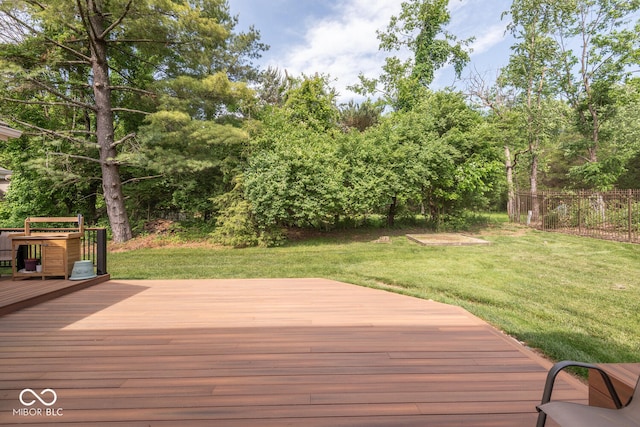 2608 S Trotters Run, Bloomington, IN 47401 - wooden terrace with view of scattered trees