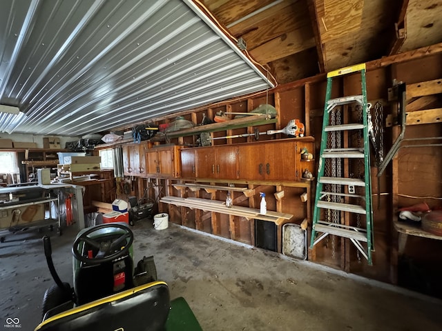 8664 S Nash Dr, Nineveh, IN 46164 - garage featuring a workshop area