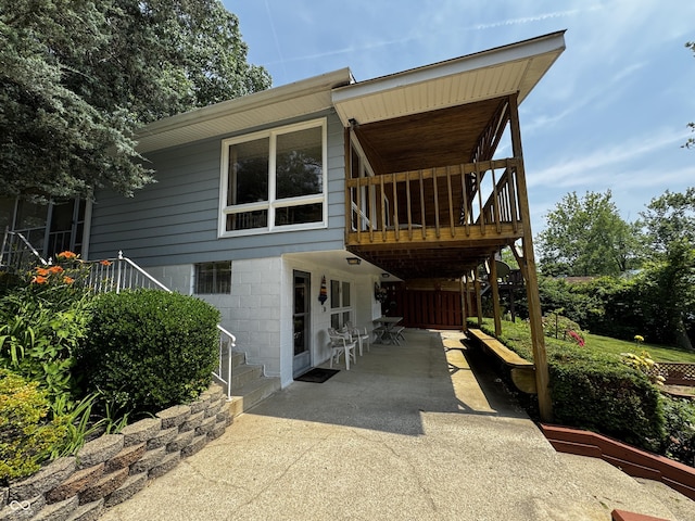 8664 S Nash Dr, Nineveh, IN 46164 - view of home's exterior featuring a patio