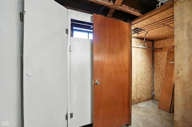 4340 Ashbourne Ln, Indianapolis, IN 46226 - view of below grade area