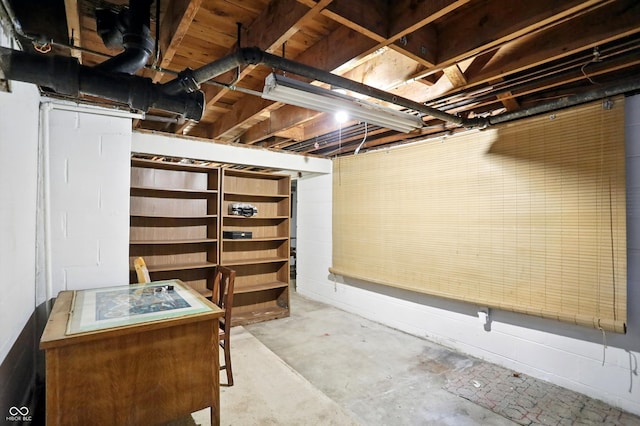 4340 Ashbourne Ln, Indianapolis, IN 46226 - view of unfinished basement