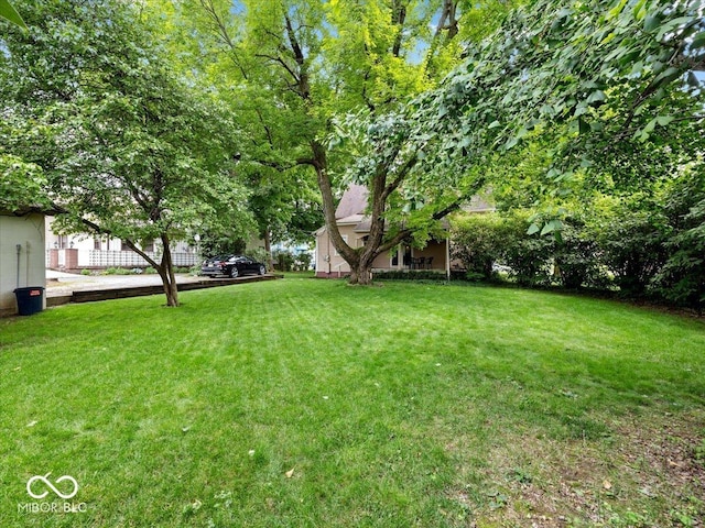 228 W Washington St, Shelbyville, IN 46176 - view of grassy yard