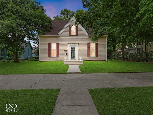 228 W Washington St, Shelbyville, IN 46176 - view of front of property with a yard