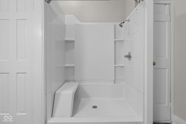 1310 California St, Columbus, IN 47201 - full bathroom with a shower