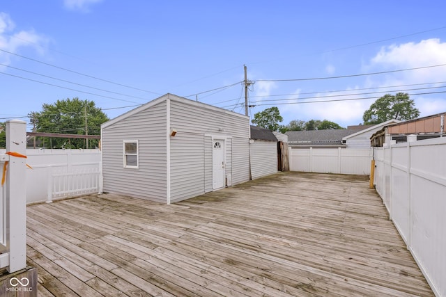 1310 California St, Columbus, IN 47201 - deck with a fenced backyard