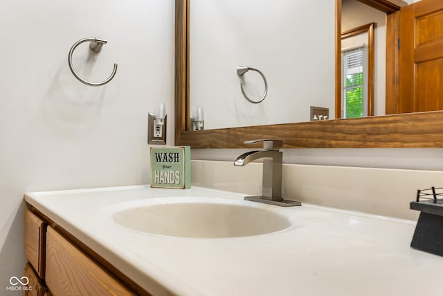 2872 N Prairie Stream Way, Columbus, IN 47203 - bathroom with vanity