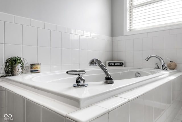 2872 N Prairie Stream Way, Columbus, IN 47203 - full bathroom featuring a garden tub