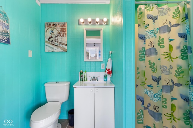 2872 N Prairie Stream Way, Columbus, IN 47203 - full bathroom featuring vanity and curtained shower