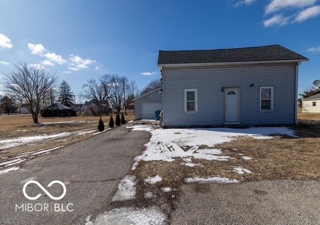 306 N Washington St N, Boswell, IN 47921 - photo 1