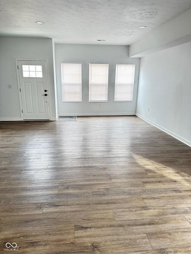 3813 N Lawndale Ave, Indianapolis, IN 46254 - photo 4