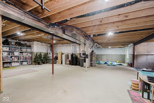 5706 Bentbrook Dr, Bargersville, IN 46106 - unfinished basement with water heater