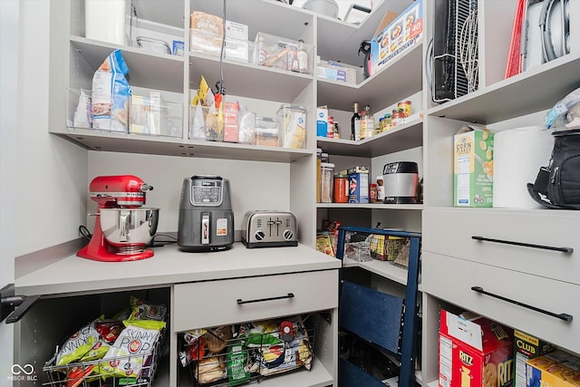 5706 Bentbrook Dr, Bargersville, IN 46106 - view of pantry