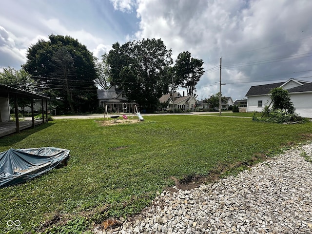 209 N Middle St, Spencer, IN 47460 - view of grassy yard with a playground