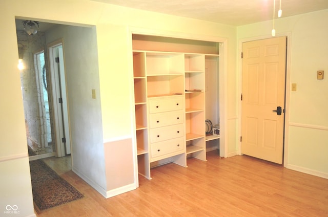 3115 E 400 S, Anderson, IN 46017 - view of closet
