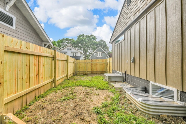 1555 N Dearborn St, Indianapolis, IN 46201 - view of fenced backyard