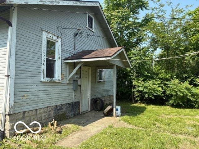 822 W 7th St, Muncie, IN 47302 - view of property exterior