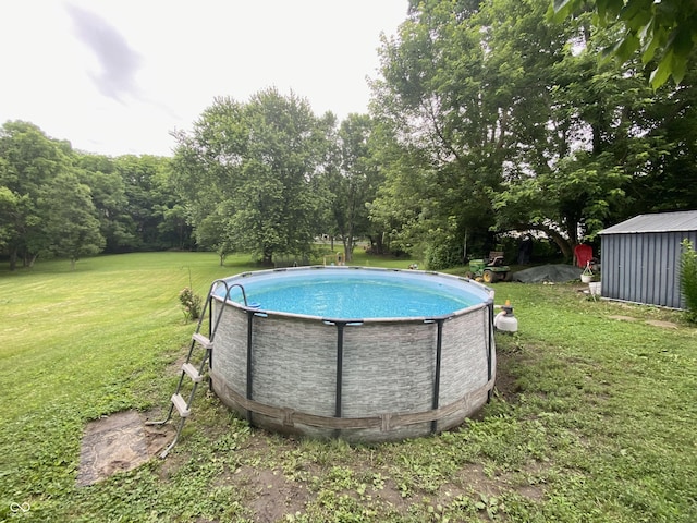 403 N College Ave, Greencastle, IN 46135 - outdoor pool with a yard
