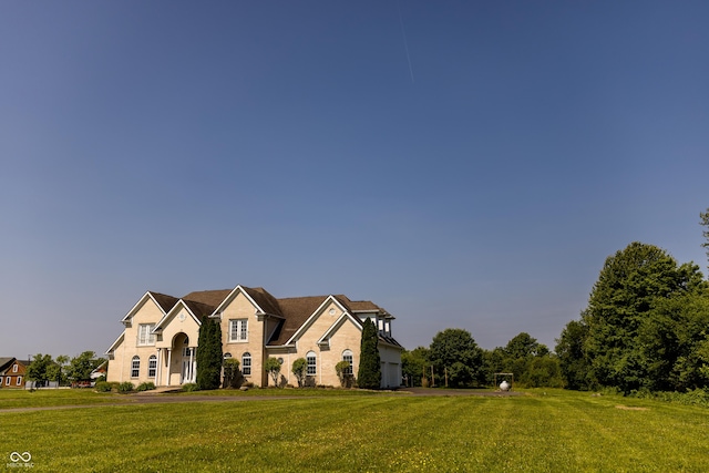 7493 W Lane Rd, Mccordsville, IN 46055 - view of front of property with a front yard