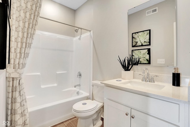 16876 Daly Dr, Noblesville, IN 46062 - full bathroom featuring shower / bath combo and vanity