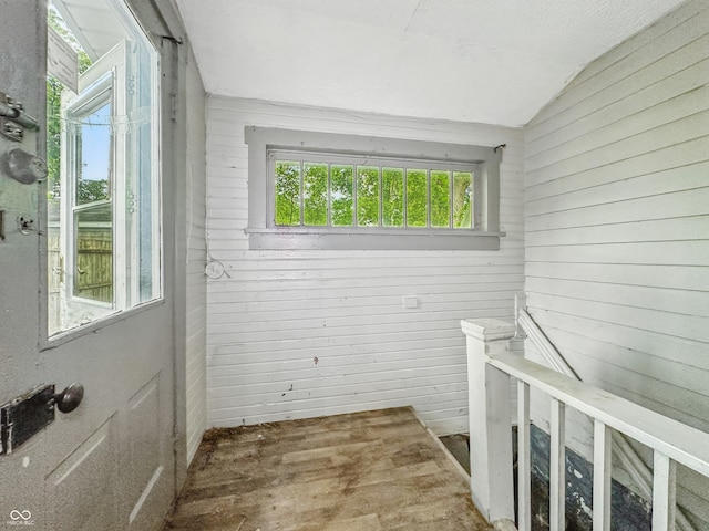 1011 W 7th St, Anderson, IN 46016 - unfurnished sunroom featuring lofted ceiling
