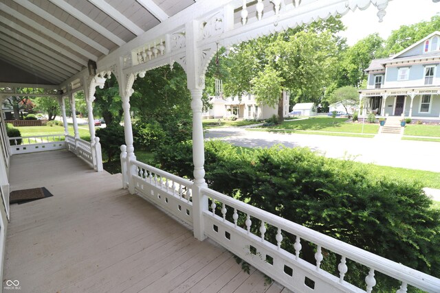 611 E Wabash Ave, Crawfordsville, IN 47933 - view of wooden porch